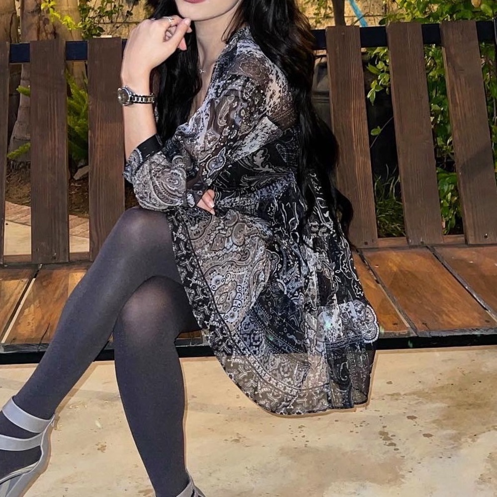Spring dress - Picture 3 of 4